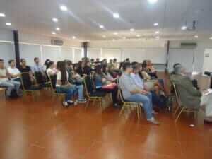 Visita académica de alumnos y profesores de la Escuela Francesa de negocios al Laboratorio Tecnológico del Uruguay