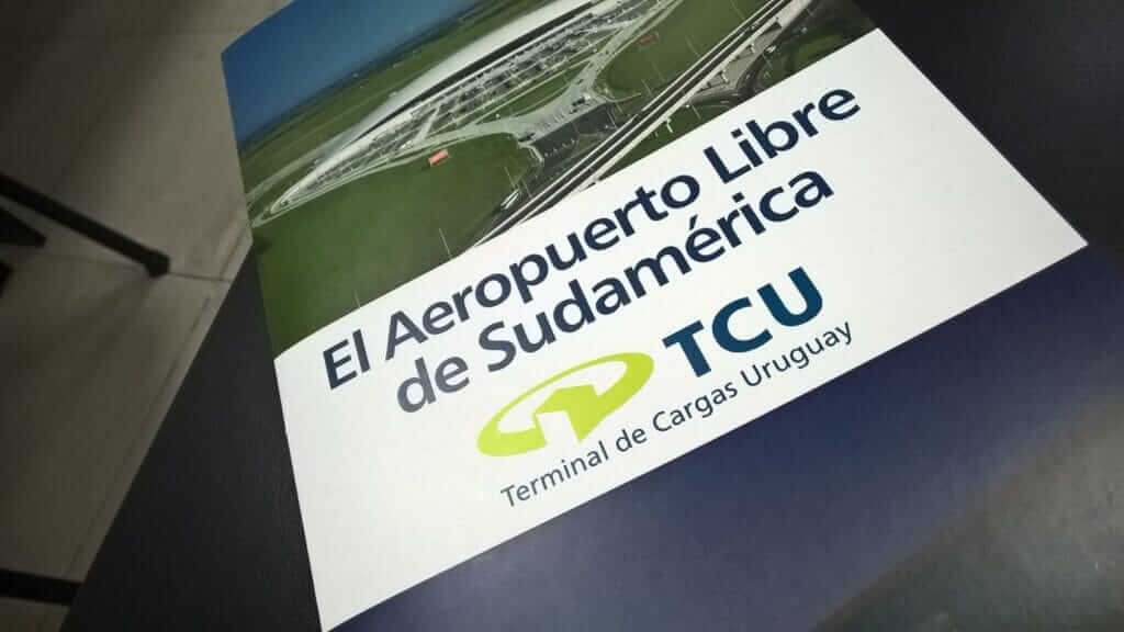 Visita Academica de profesores y alumnos de la Escuela Francesca de Negocios a TCU