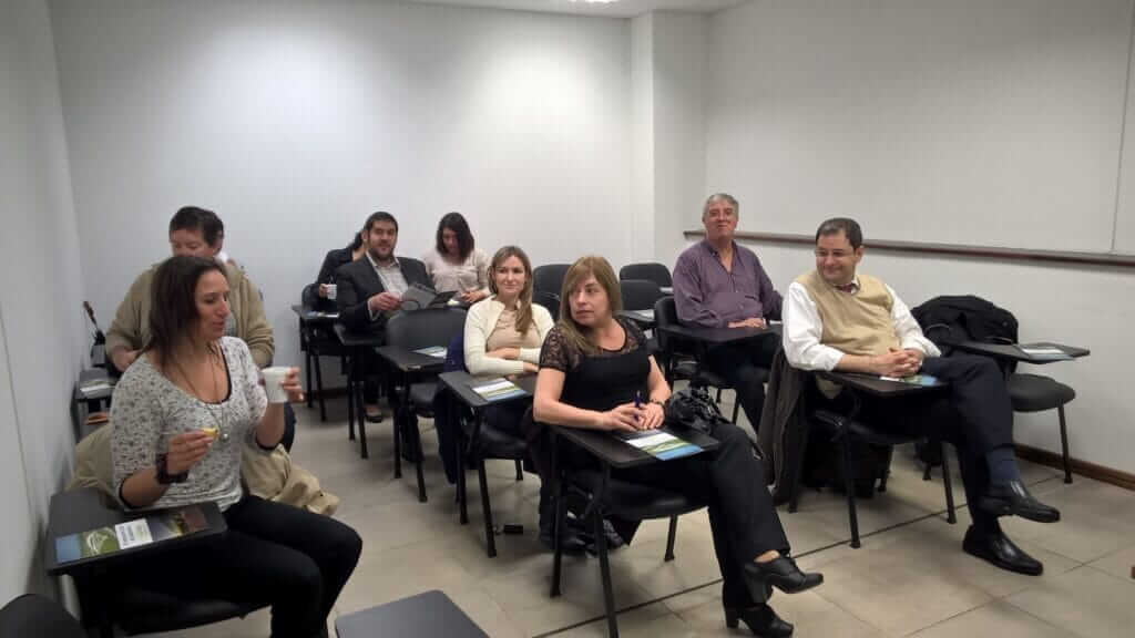 Visita Academica de profesores y alumnos de la Escuela Francesca de Negocios a TCU